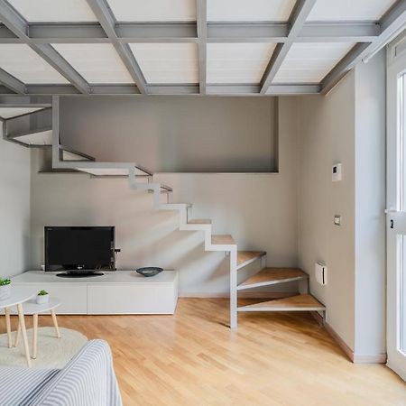 Amazing Milan Loft - 350 M Far From Dateo Station 외부 사진
