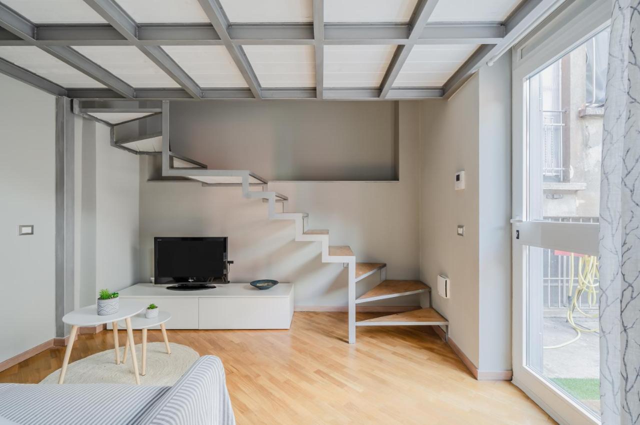 Amazing Milan Loft - 350 M Far From Dateo Station 외부 사진
