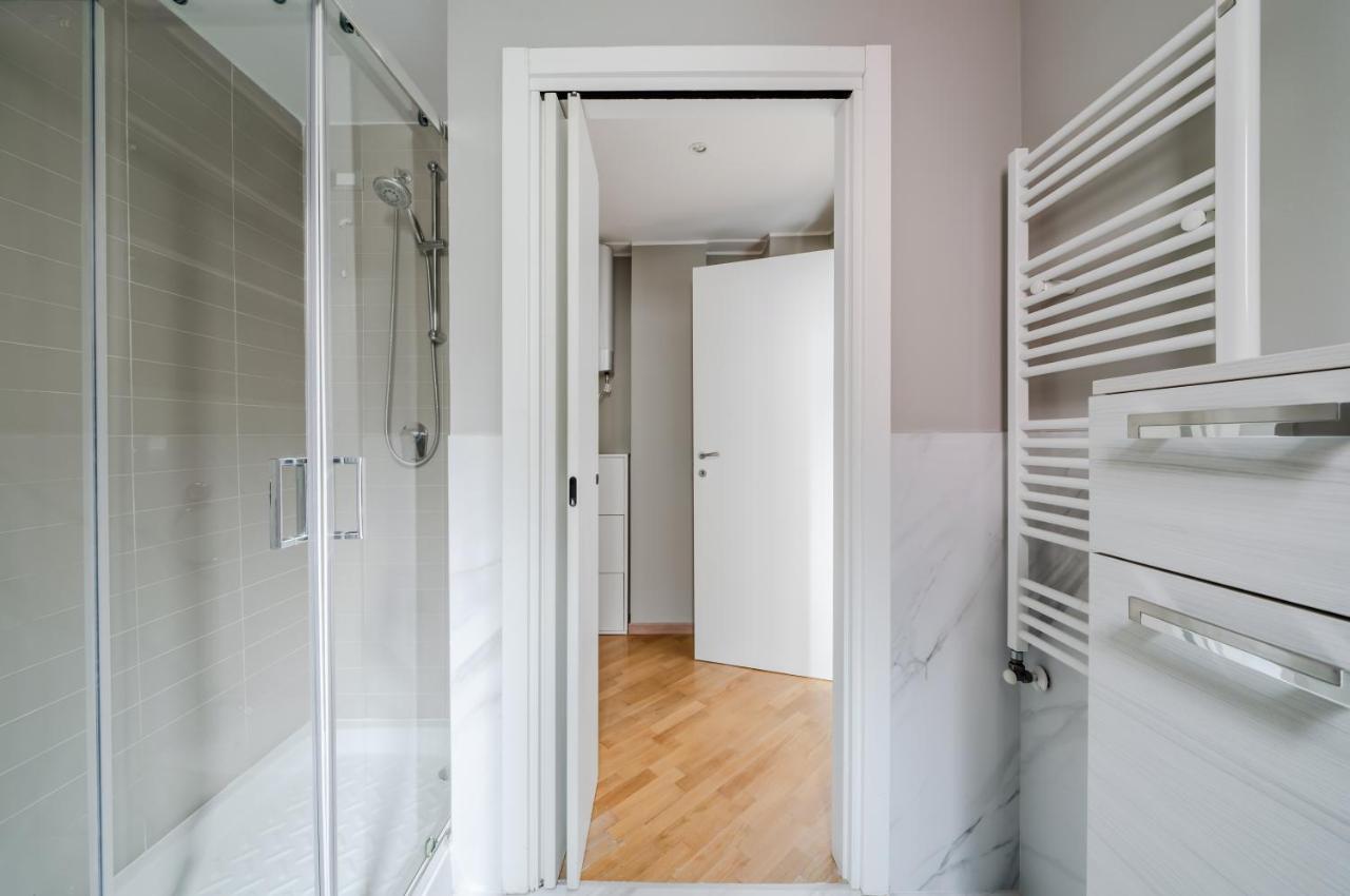 Amazing Milan Loft - 350 M Far From Dateo Station 외부 사진