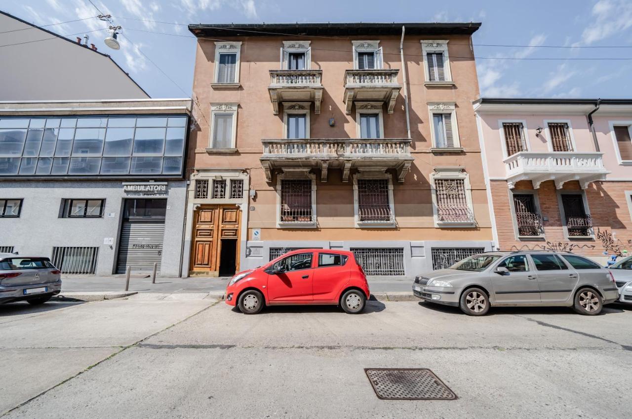 Amazing Milan Loft - 350 M Far From Dateo Station 외부 사진